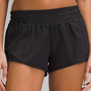 Lululemon Black Hotty Hot Low-Rise Lined Short 2.5" Size 2